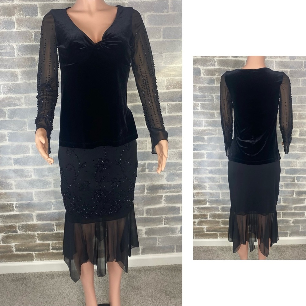 2 Pieces Vtg Skirt & Blouse Beaded, Velvet, Sheer, Ruffle Size S/M By CDC